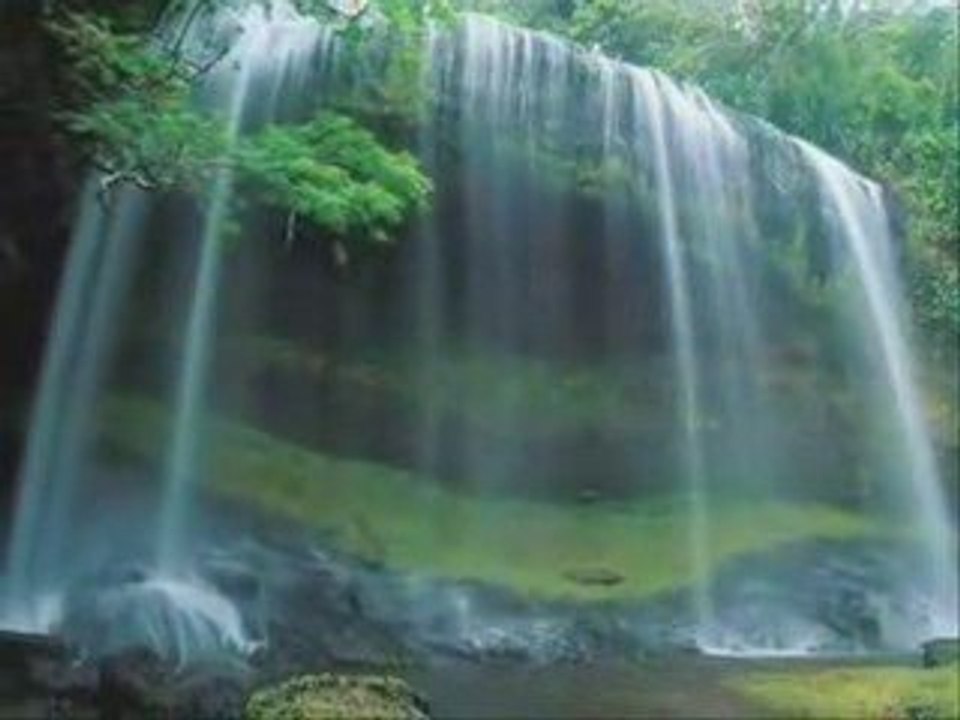 gloire a ALLAH, reponse au mecreant