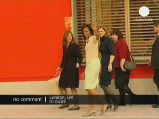 Video herunterladen: Premières dames à Londres