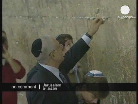 Netanyahu se rend au Mur des lamentations