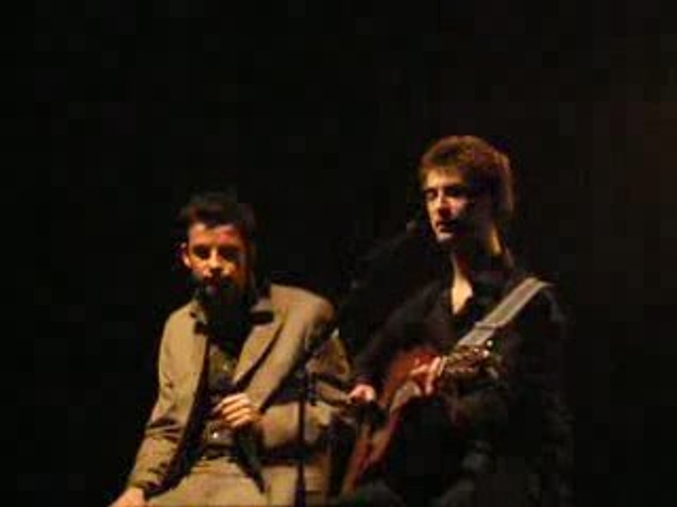 Alexis HK & Renan Luce " Thanks for the add" live