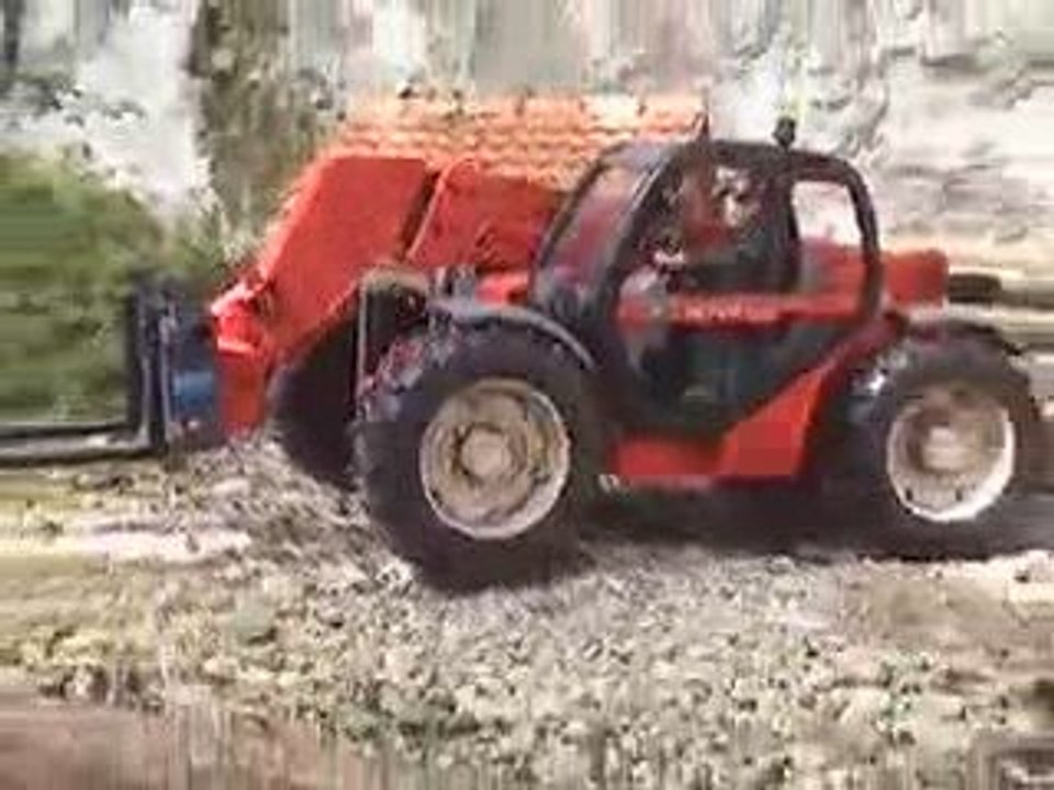 Manitou radio-commandé