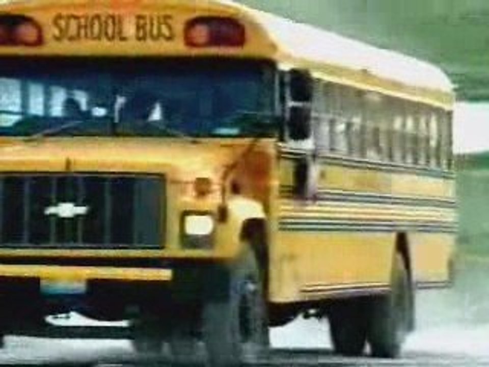 8/9 UNE VERITE QUI DERANGE Alex J - 911 the road to tyranny