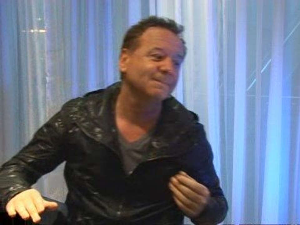 Simple Minds' Jim Kerr takes our 80s trivia quiz!