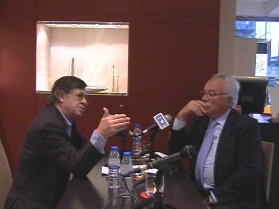 Dois Dedos de Conversa com Correia Moniz