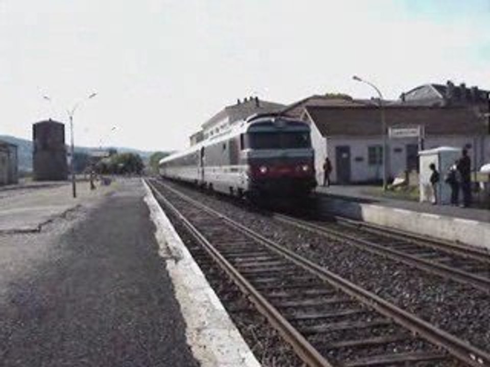 TER NIMES-CLERMONT EN GARE DE LANGOGNE