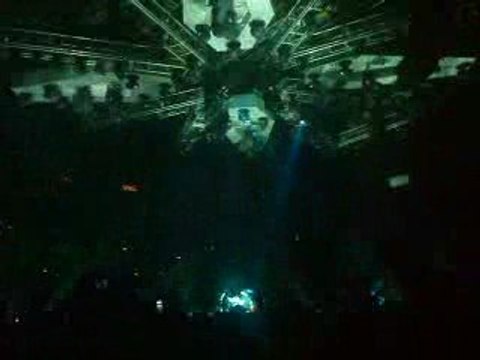 Metallica-Master Of Puppet Solo @Bercy 1 Avril 2009