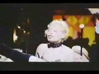 Salon Kitty - Ingrid Thulin - 3