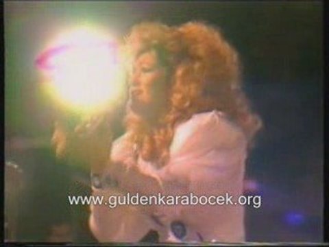 Gülden Karaböcek - Kırılsın Ellerim (Konser)