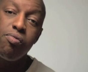 Interview Oxmo Puccino "L'Arme de paix" RAP2FRANCE.COM