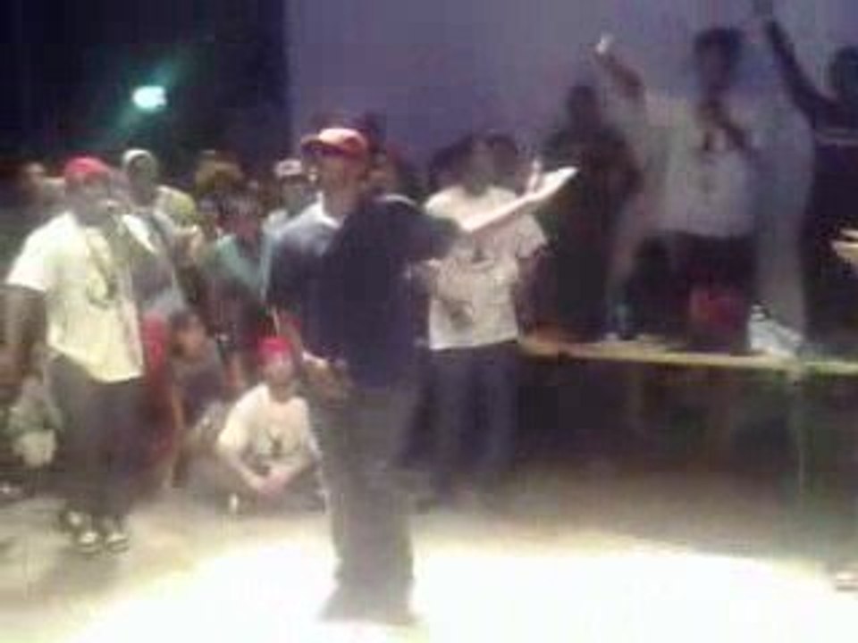 Tight_Eyez_At__Ebs