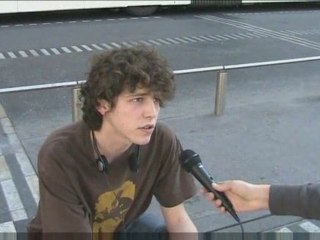 Micro trottoir: le projet de loi “Création et internet”