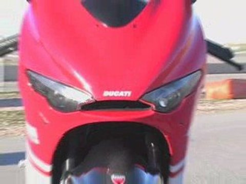 2009 Ducati Desmosedici RR Sportbike Review