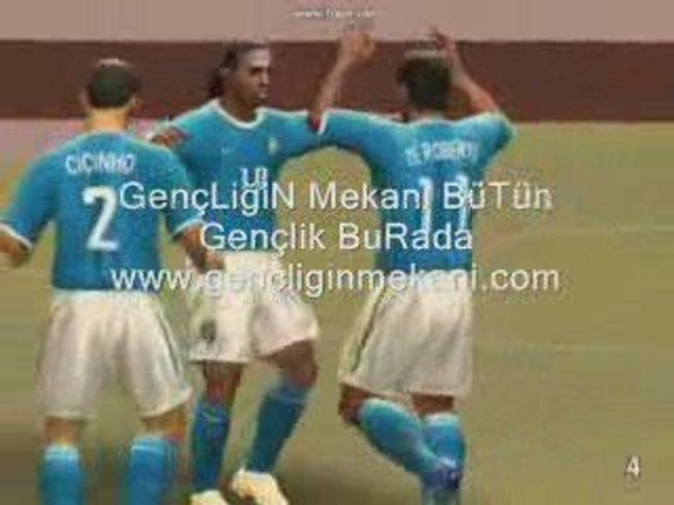 Ronaldinho Kolbastı Show www.gencliginmekani.com