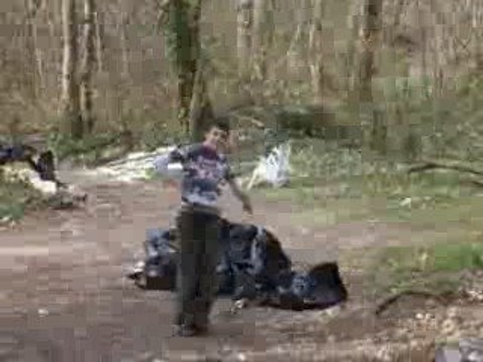les ordure trenne et bouge