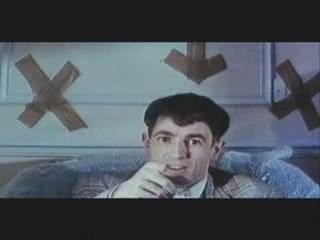 J'm'appele Bernie Noël et j'aime bien les hyènes