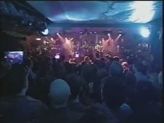 Andrea Corr Cracking Up LOL - Singing OLD TOWN