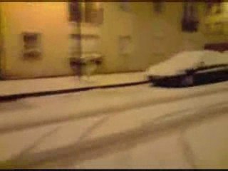 PODRIM Mobile Phone Movies 004 : la Légende de la Blanche Ne