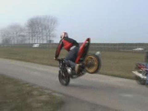 Lucień Team 3 wheelie, stoppie stunt