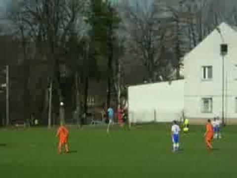 rzut wolny dla Dąbrówek.