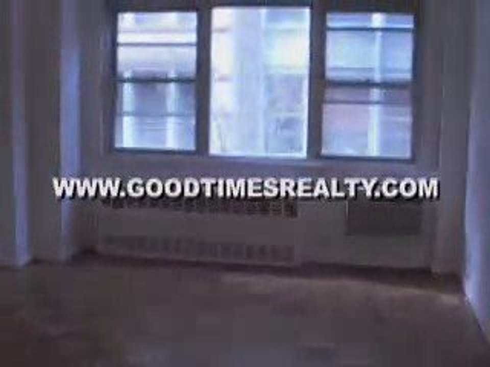 STUDIO IN DOORMAN BUILDING WEST VILLAGE FOR SALE