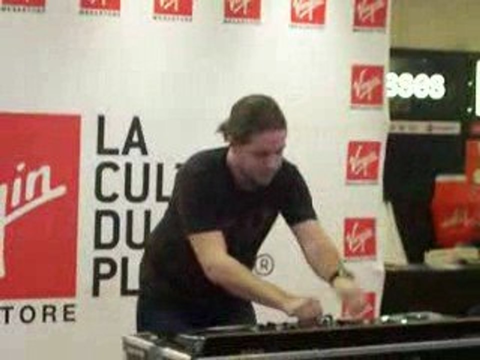 John Dalback live