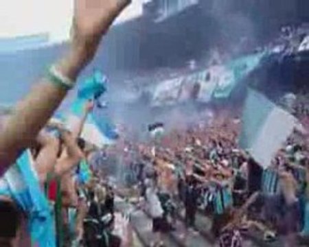 ULTRAS Gremio Bresil Ambiance de dingue CHANT SUPPORTER