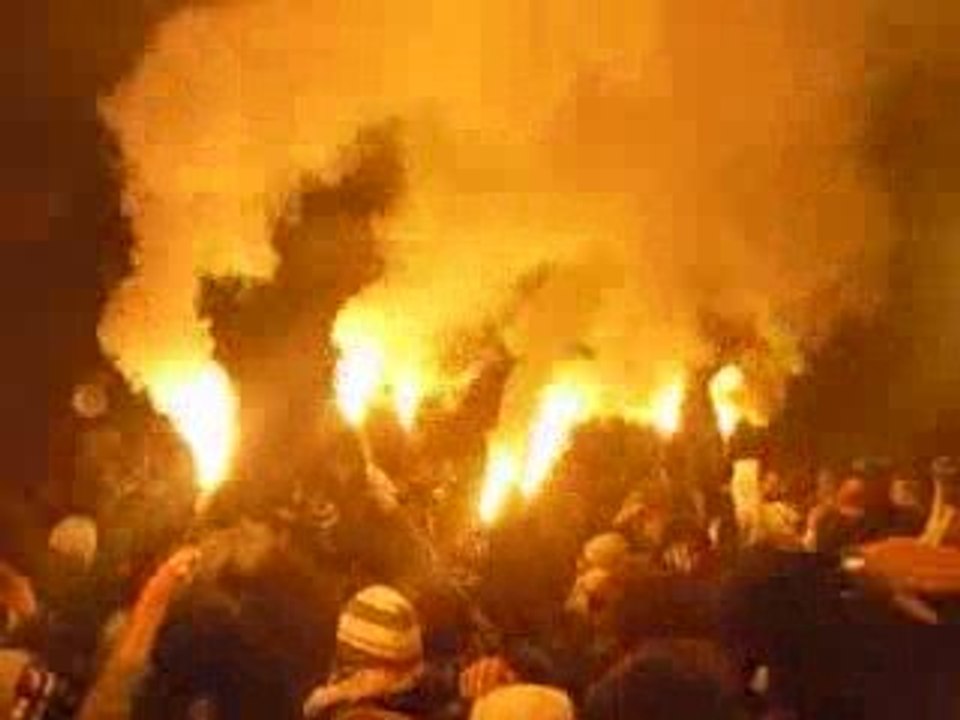 ULTRAS PARIS SG ASSE AMBIANCE  AUTHENTIKS CRAQUAGE CHANT