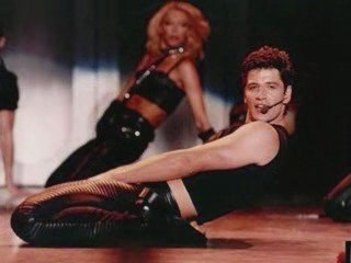 ΘΑ ΤΡΕΛΛΑΘΩ(OUT OF CONTROL)ΣΑΚΗΣ ΡΟΥΒΑΣ