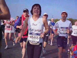 Marathon de Paris 2009 avec super mario  et s p vélo 3 è par
