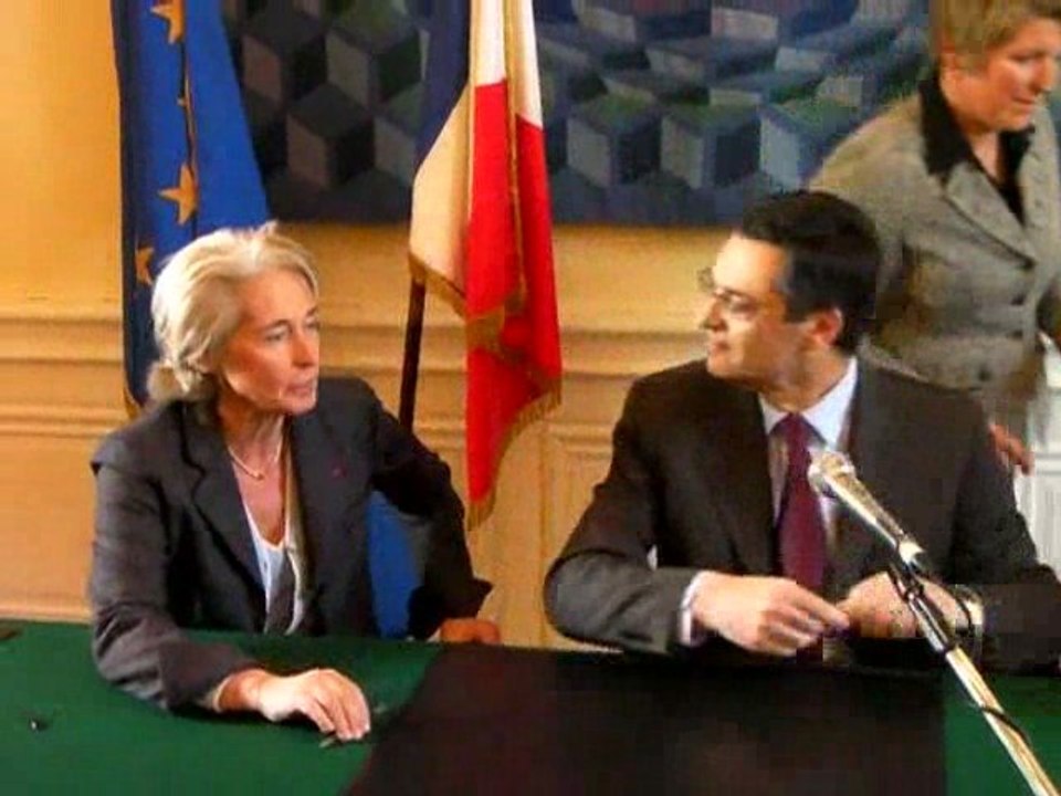 Caroline Cayeux maire de Beauvais avec Patrick Devedjian