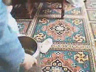 KÜÇÜK HANFENDÜ FEYZA BULAŞIK YIKIYOR