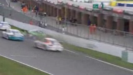 Porsche Carrera Cup UK Brands Hatch 2009 race 2 crash