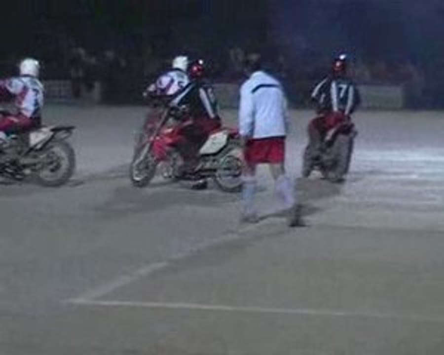 Neuville valreas 3 04 04 09