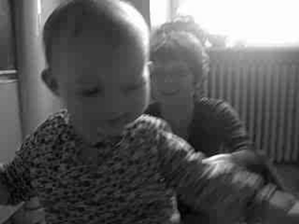 CLIP1830