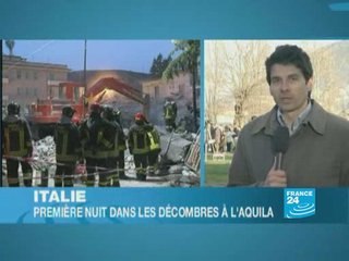 Italie - Séisme: recherche d'éventuels survivants
