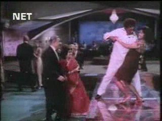 Kis Kis Se Pyar Karoon - Tum Se Achchha Kaun Hai