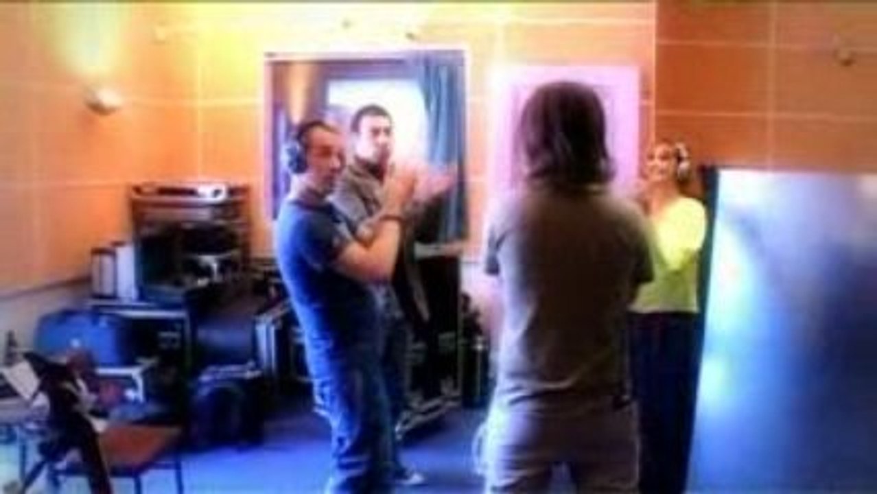 Manu - T'es Bo T'es Con - extrait du Making-of