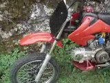 dirt bike réparé ! elle démare ! et roule !