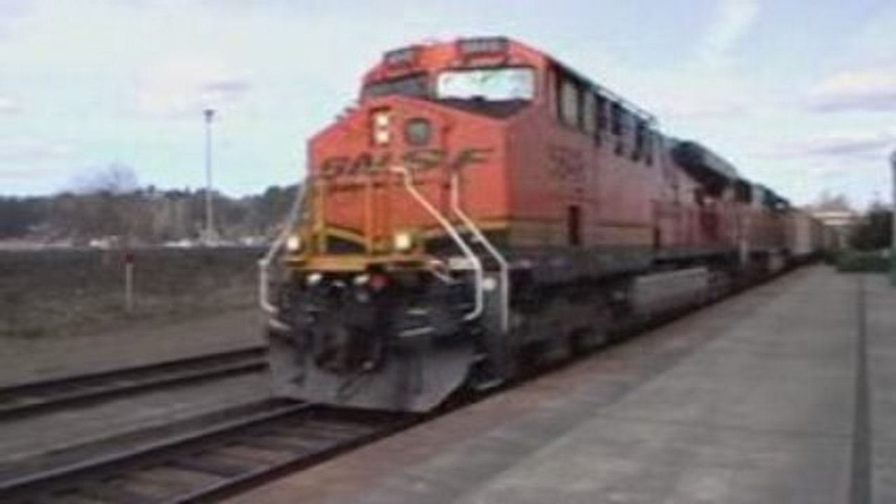 BNSF #5849 & Coal Empties