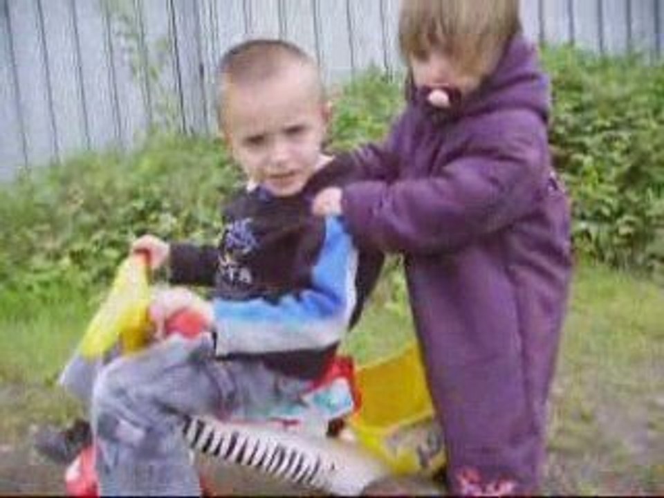 Tu m'fais marrer bébé!