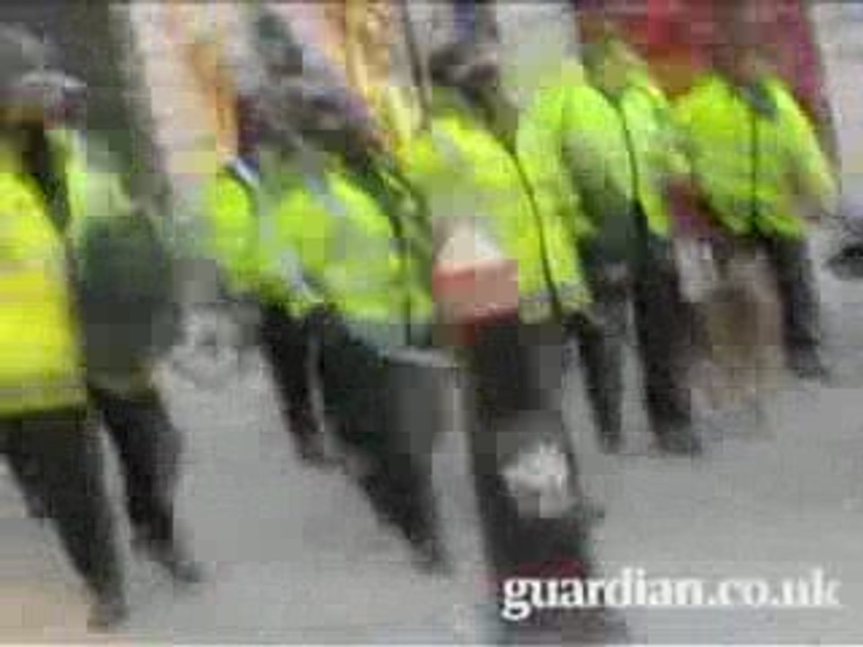 Video des Polizeiübergriffs auf Ian Tomlinson beim G-20