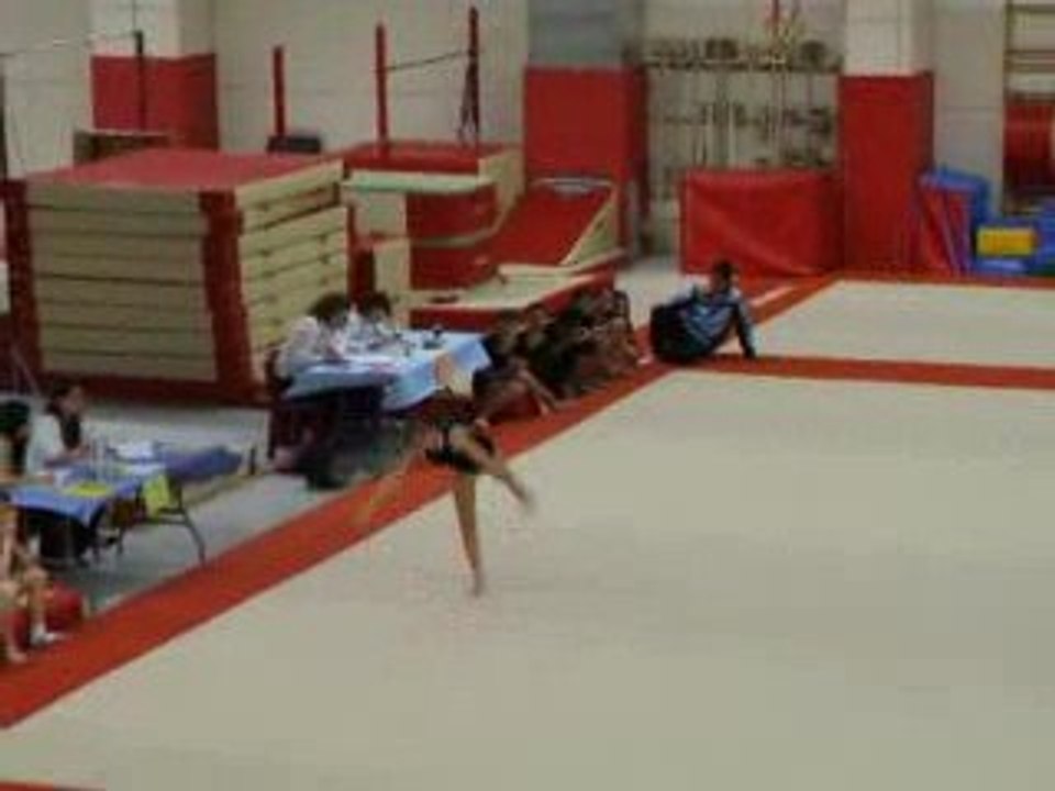 marine a la gym