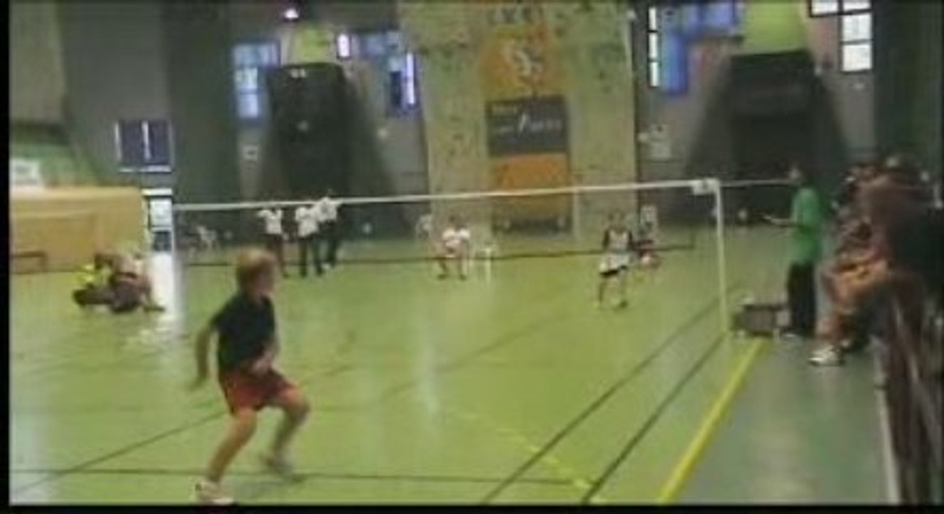 BADMINTON FINALE SIMPLE POUSSIN CHAMPIONNAT JEUNES 2009