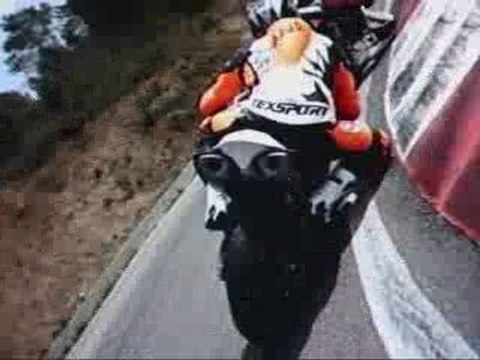 Ales en Kawasaki Er-6n