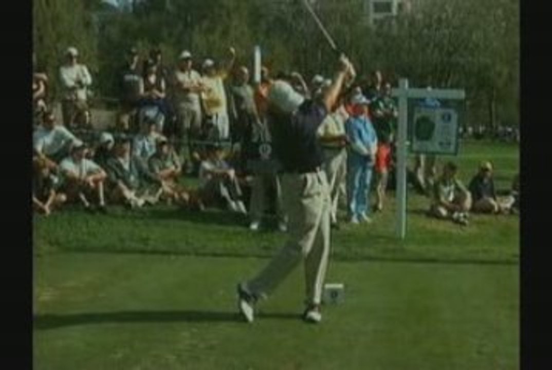 Erni Eels Incredible Golf Swing