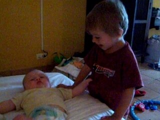 1ers jeux entre frères