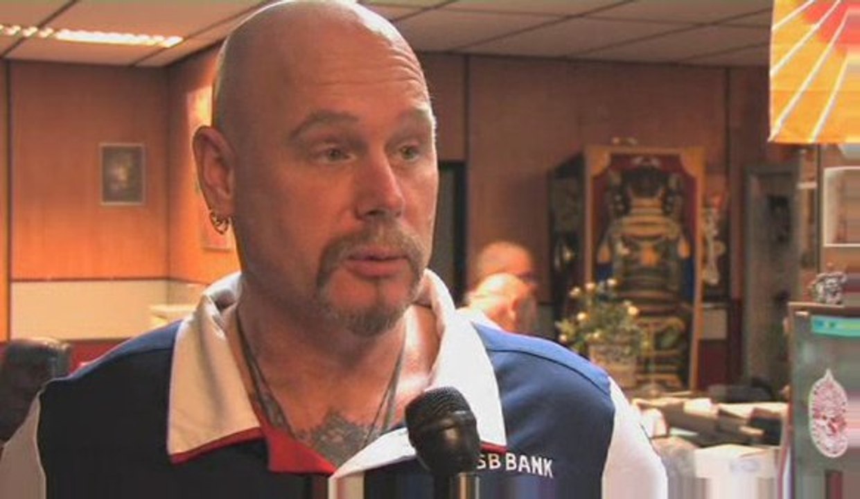 AZ-fan laat nu al kampioenstattoo zetten