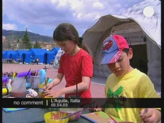 Vie dans le camp des survivants d'Aquila