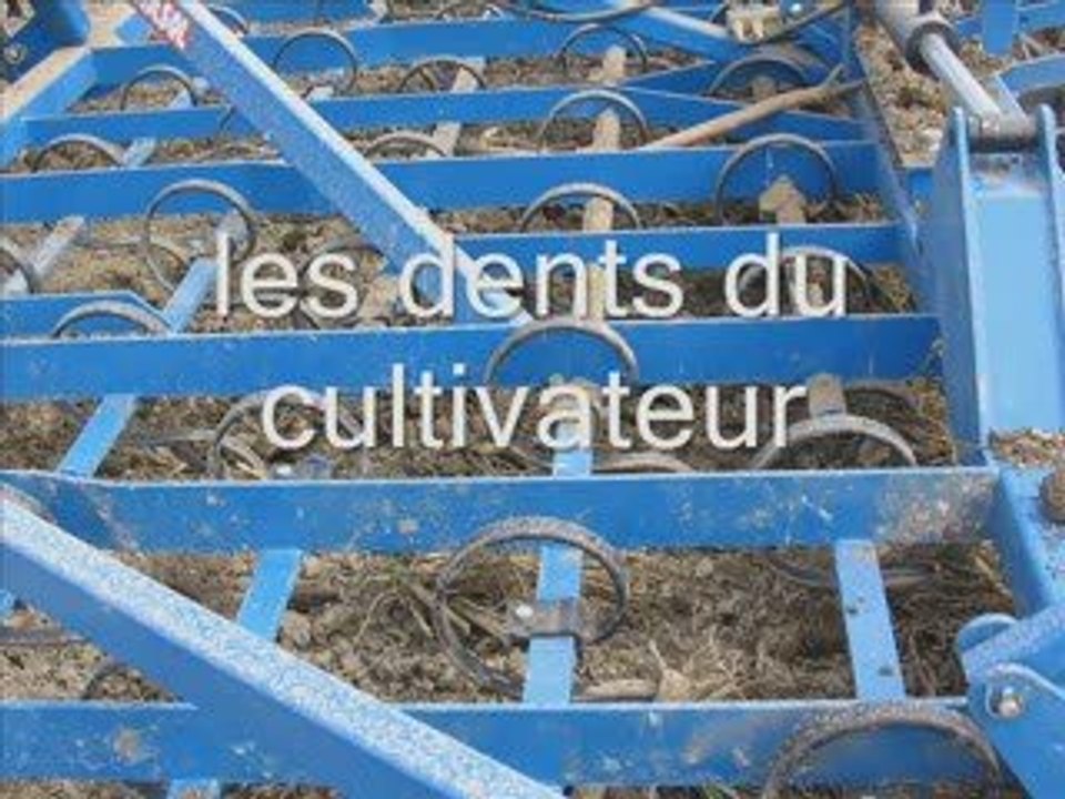 preparer la terre en savoie avec un cultivateur