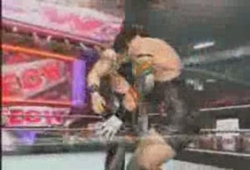 AJ Blaze vs Amp
